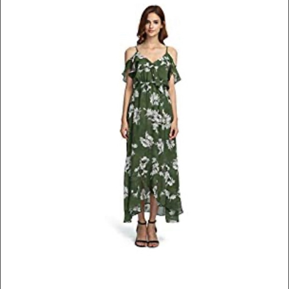 Woman’s Ruffled Green off the shoulder Midi